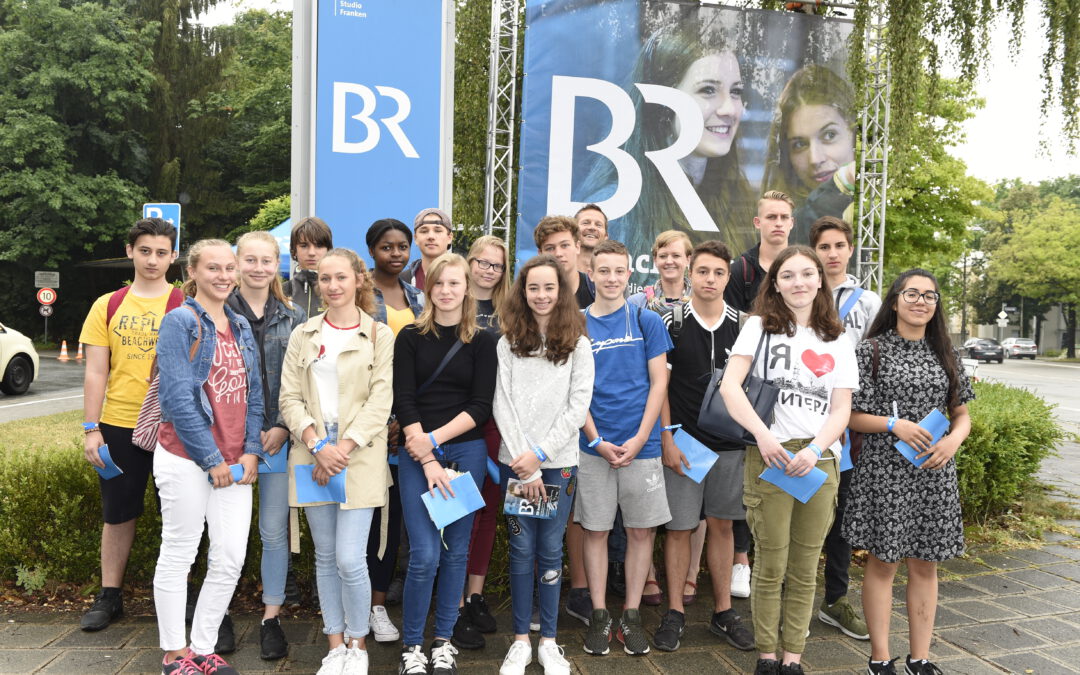 Die Klasse 8d zu Besuch beim Bayerischen Rundfunk in Nürnberg
