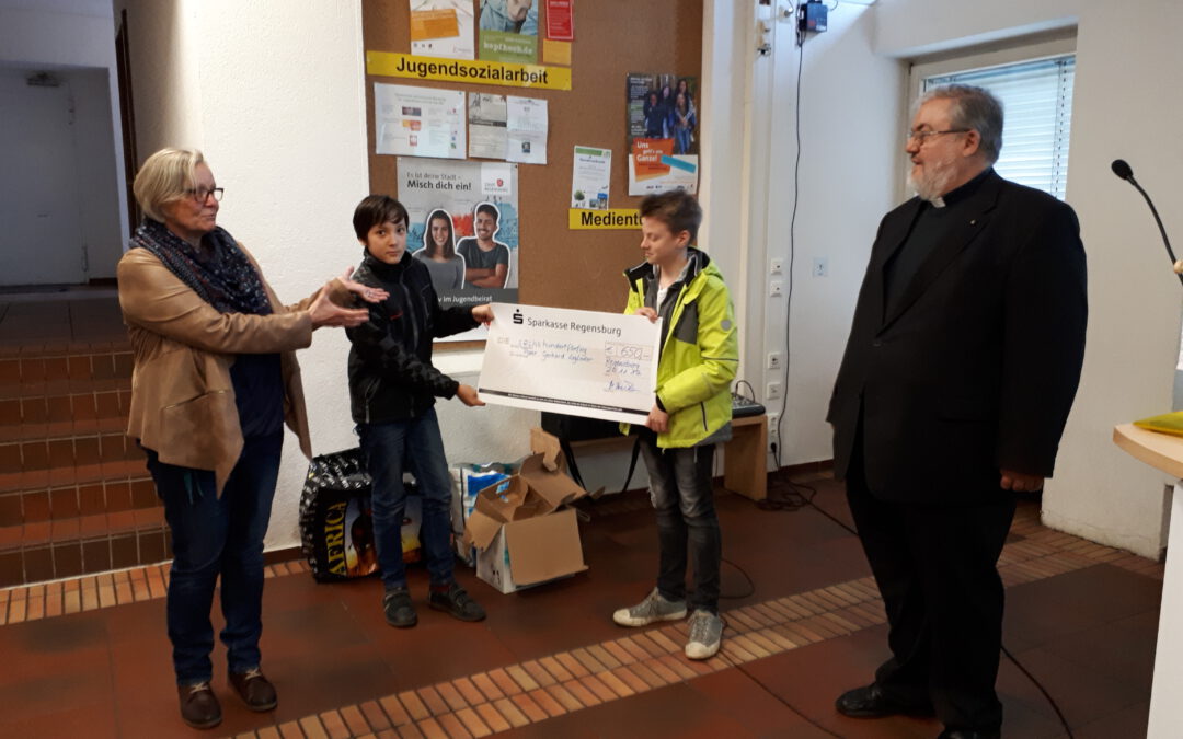 Pater Gerhard Lagleder aus Südafrika zu Besuch an der RSaJ